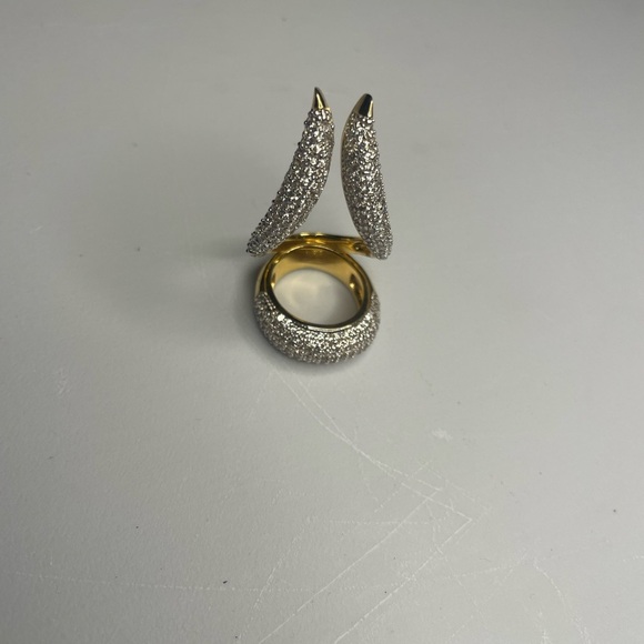 nOir Unique Silver and Gold Women's Statement ring, size 6.5 - Picture 3 of 9
